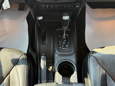 2014 Jeep Wrangler Unlimited Sahara - Photo 18 - Edmonton, AB T6B 0B7