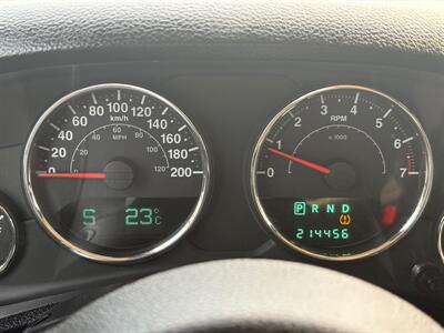 2012 Jeep Wrangler Unlimited Sahara - Photo 25 - Edmonton, AB T6B 0B7