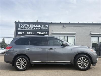 2016 Nissan Pathfinder SL V6 *One Owner* - Photo 2 - Edmonton, AB T6B 0B7