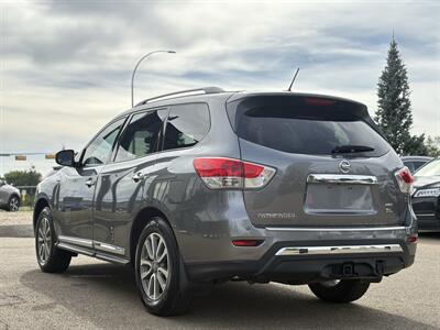 2016 Nissan Pathfinder SL V6 *One Owner* - Photo 5 - Edmonton, AB T6B 0B7