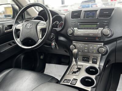 2010 Toyota Highlander Sport   - Photo 18 - Edmonton, AB T6B 0B7