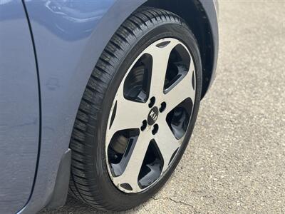2016 Kia Rio 5-Door SX   - Photo 9 - Edmonton, AB T6B 0B7