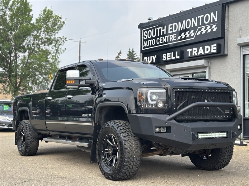 2019 GMC Sierra 2500HD SLT   - Photo 1 - Edmonton, AB T6B 0B7