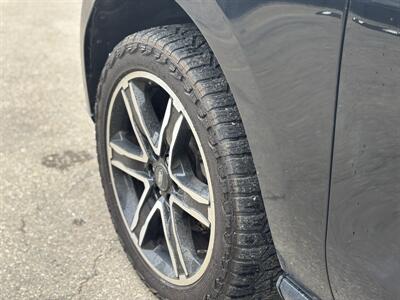 2021 Ford Expedition Limited Stealth Edition   - Photo 11 - Edmonton, AB T6B 0B7