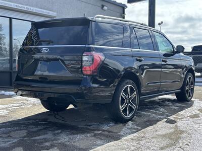2021 Ford Expedition Limited Stealth Edition   - Photo 3 - Edmonton, AB T6B 0B7