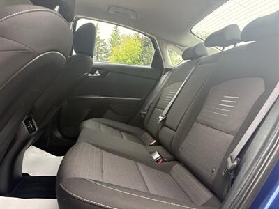 2021 Kia Forte EX - Photo 12 - Edmonton, AB T6B 0B7