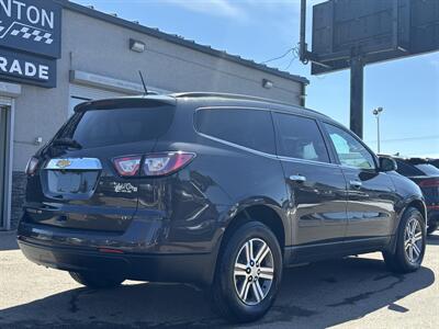 2017 Chevrolet Traverse LT   - Photo 3 - Edmonton, AB T6B 0B7