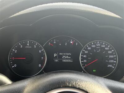 2014 Kia Rondo LX   - Photo 25 - Edmonton, AB T6B 0B7