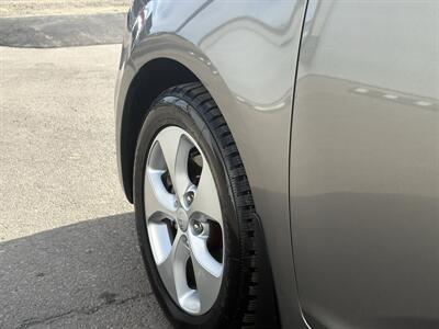 2014 Kia Rondo LX   - Photo 9 - Edmonton, AB T6B 0B7