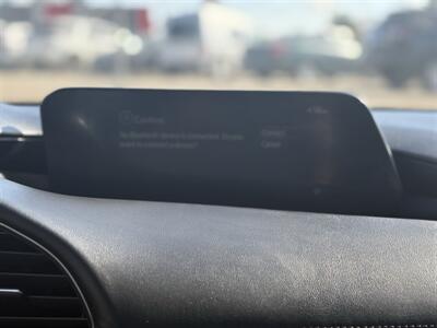 2020 Mazda Mazda3 Sedan Select   - Photo 18 - Edmonton, AB T6B 0B7
