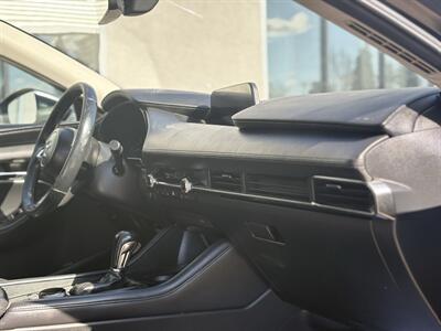 2020 Mazda Mazda3 Sedan Select   - Photo 20 - Edmonton, AB T6B 0B7