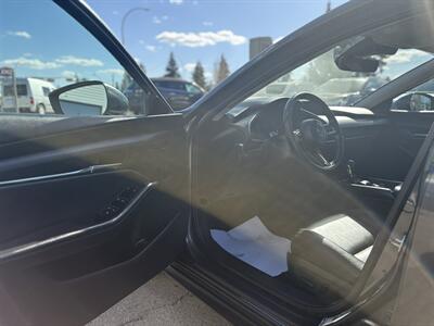 2020 Mazda Mazda3 Sedan Select   - Photo 14 - Edmonton, AB T6B 0B7