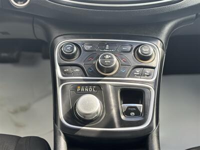 2016 Chrysler 200 Limited   - Photo 17 - Edmonton, AB T6B 0B7
