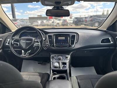 2016 Chrysler 200 Limited   - Photo 15 - Edmonton, AB T6B 0B7