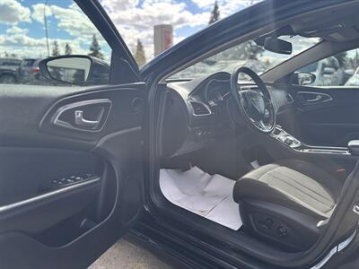 2016 Chrysler 200 Limited   - Photo 13 - Edmonton, AB T6B 0B7