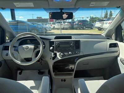 2011 Toyota Sienna Base 7-Passenger - Photo 16 - Edmonton, AB T6B 0B7