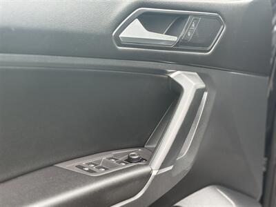 2018 Volkswagen Tiguan Comfortline 4Motion   - Photo 15 - Edmonton, AB T6B 0B7