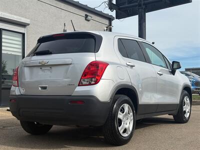 2015 Chevrolet Trax LS - Photo 3 - Edmonton, AB T6B 0B7