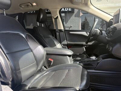2020 Ford Escape SEL   - Photo 15 - Edmonton, AB T6B 0B7