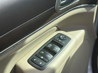 2014 Jeep Grand Cherokee Overland - Photo 22 - Edmonton, AB T6B 0B7
