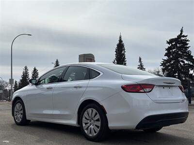 2015 Chrysler 200 LX *LOW KMS*   - Photo 5 - Edmonton, AB T6B 0B7