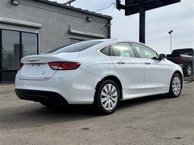 2015 Chrysler 200 LX *LOW KMS*   - Photo 3 - Edmonton, AB T6B 0B7