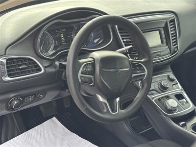 2015 Chrysler 200 LX *LOW KMS*   - Photo 11 - Edmonton, AB T6B 0B7