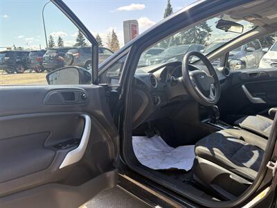 2013 Ford Fiesta SE *PENDING*   - Photo 14 - Edmonton, AB T6B 0B7
