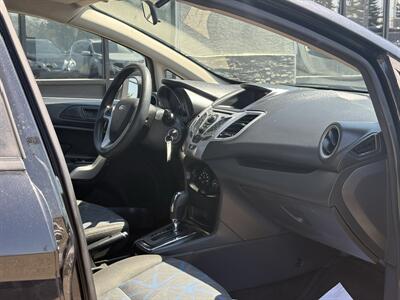 2013 Ford Fiesta SE *PENDING*   - Photo 17 - Edmonton, AB T6B 0B7