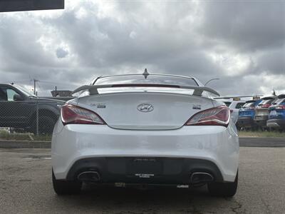 2013 Hyundai Genesis 2.0T R-Spec*LOW KMS* - Photo 4 - Edmonton, AB T6B 0B7