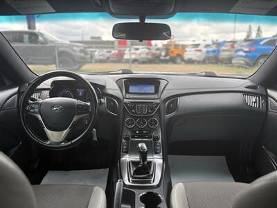 2013 Hyundai Genesis 2.0T R-Spec*LOW KMS* - Photo 15 - Edmonton, AB T6B 0B7