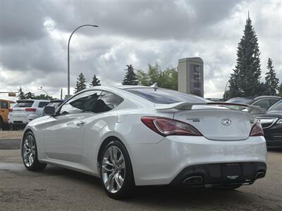 2013 Hyundai Genesis 2.0T R-Spec*LOW KMS* - Photo 5 - Edmonton, AB T6B 0B7