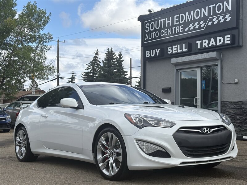 2013 Hyundai Genesis 2.0T R-Spec*LOW KMS*   - Photo 1 - Edmonton, AB T6B 0B7