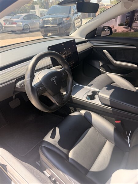 2023 Tesla Model 3 - Photo 13 - Poway, CA 92064