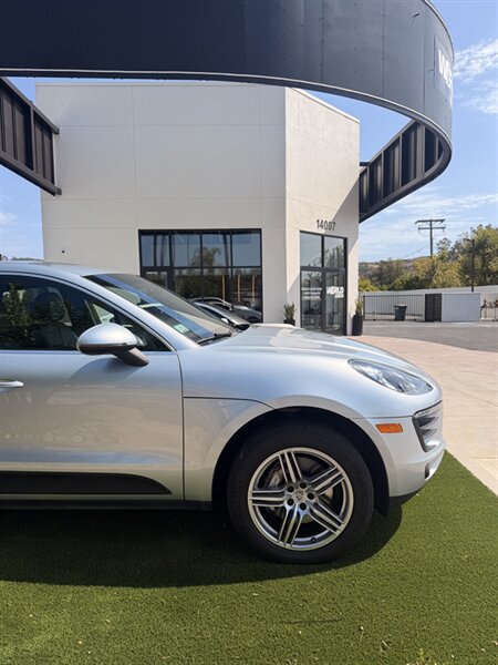 2015 Porsche Macan S - Photo 2 - Poway, CA 92064