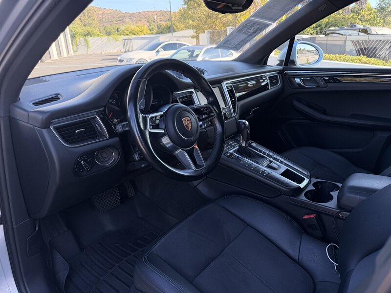 2015 Porsche Macan S - Photo 13 - Poway, CA 92064