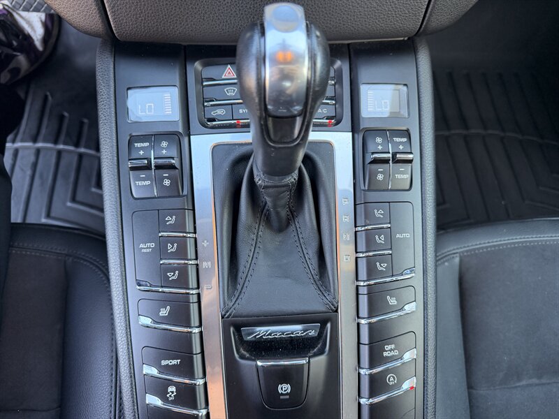 2015 Porsche Macan S - Photo 16 - Poway, CA 92064