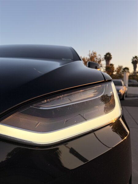 2018 Tesla Model X 100D - Photo 3 - Poway, CA 92064