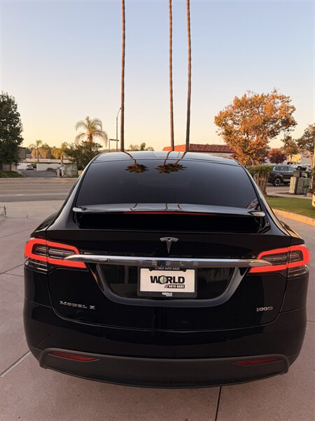 2018 Tesla Model X 100D - Photo 9 - Poway, CA 92064