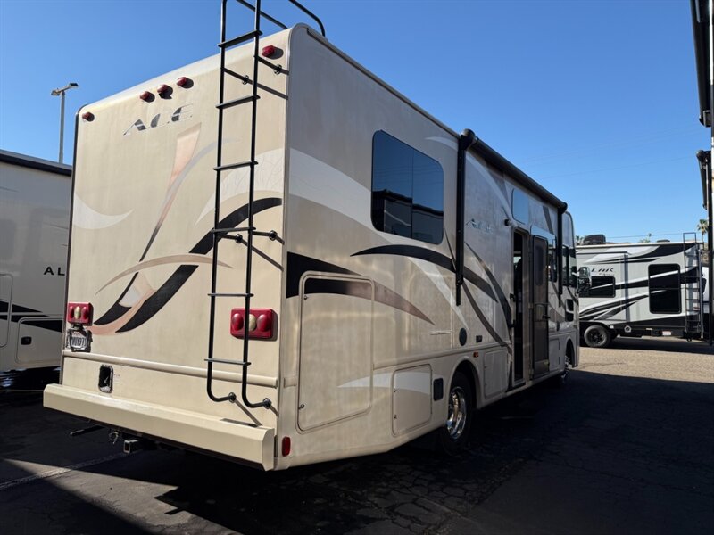 2016 Forest River A.C.E 29.2   - Photo 4 - Hemet, CA 92544