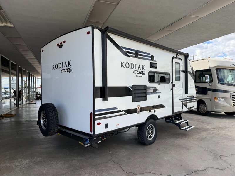 2021 Dutchmen Kodiak Cub   - Photo 3 - Hemet, CA 92544