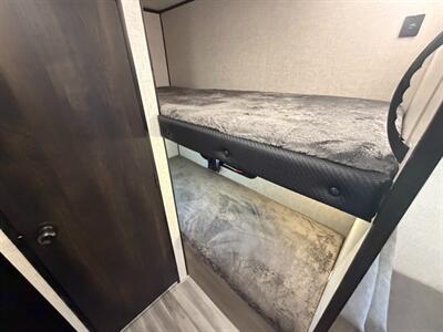 2024 Jayco Jay Flight 174BH   - Photo 7 - Hemet, CA 92544