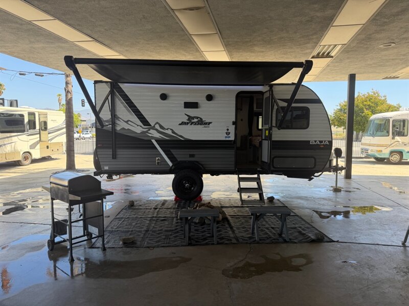 2024 Jayco Jay Flight 174BH   - Photo 6 - Hemet, CA 92544