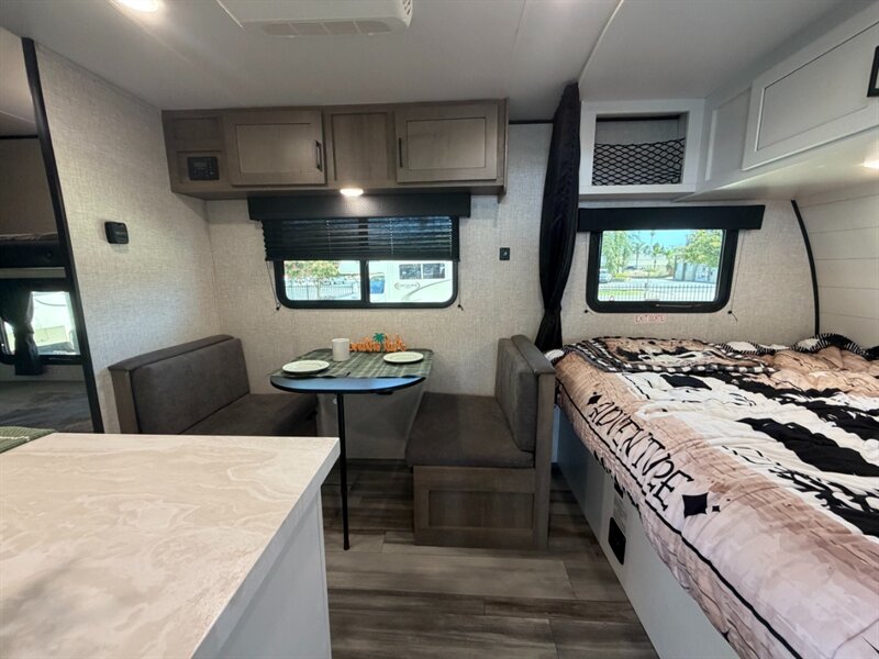 2024 Jayco Jay Flight 174BH   - Photo 8 - Hemet, CA 92544