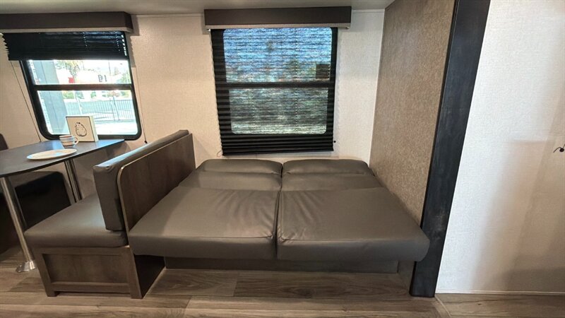 2021 Highland Ridge RV 26BH   - Photo 20 - Hemet, CA 92544