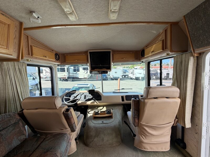 1997 Rexhall Rexair   - Photo 5 - Hemet, CA 92544