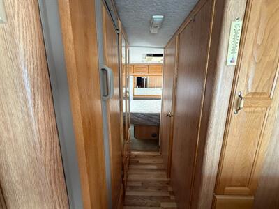 1997 Rexhall Rexair   - Photo 13 - Hemet, CA 92544