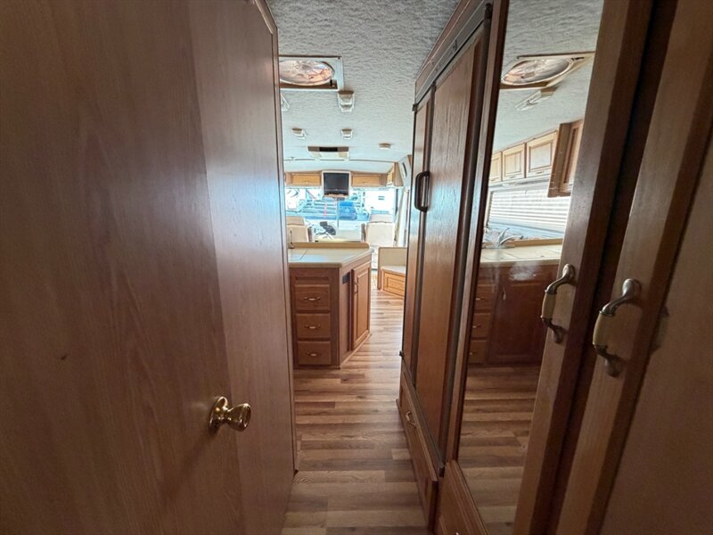 1997 Rexhall Rexair   - Photo 22 - Hemet, CA 92544