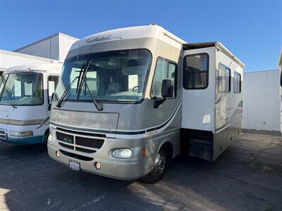 2004 Fleetwood Southwind 32VS Truck