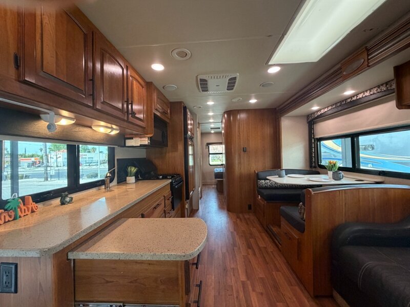 2016 Jayco Greyhawk 29MV   - Photo 8 - Hemet, CA 92544